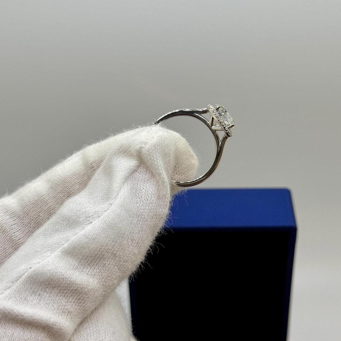 2 Ct Round Natural Diamond Engagement Ring – Halo Setting
